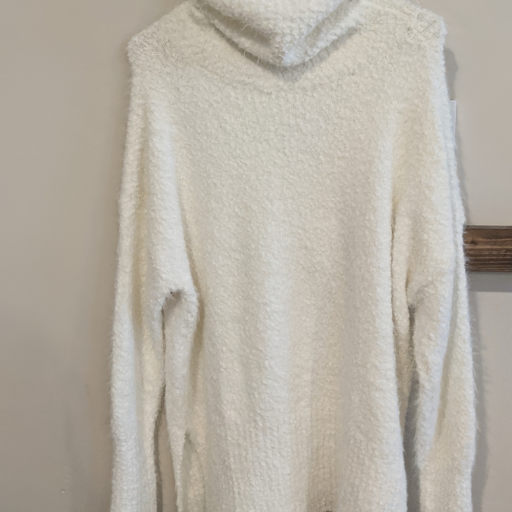 Offline by Aerie turtleneck sweater